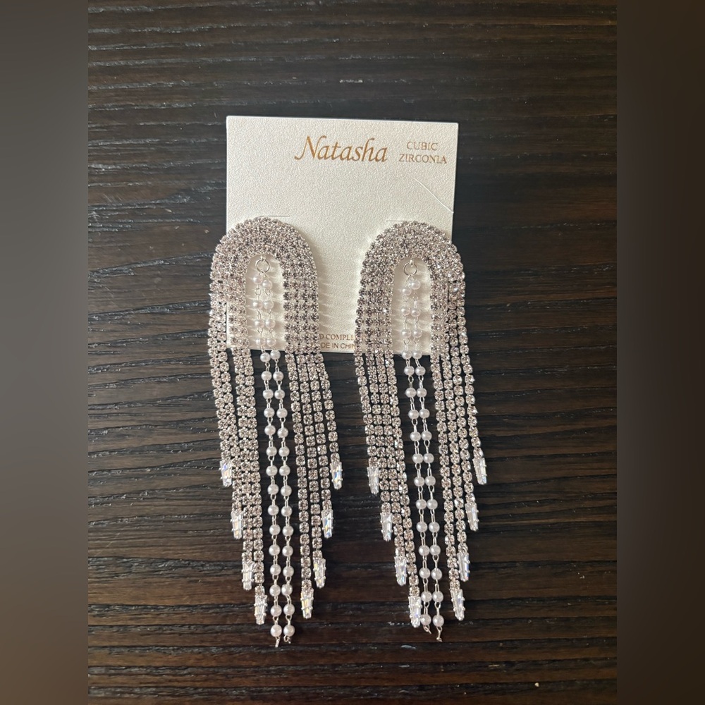 NEW Natasha Silver Cubic Zirconia Dangle Earrings